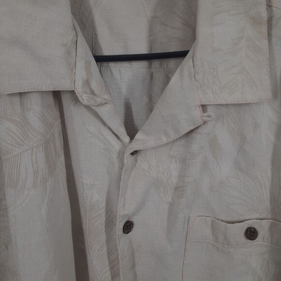 Caribbean Adult Mens XL Beige Silk Cotton Short Sleeve Floral Hawaiin Shirt - Picture 3 of 8